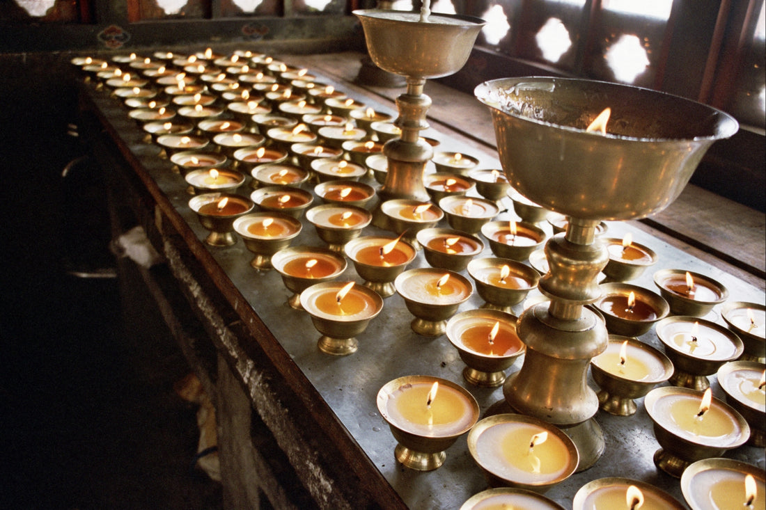 Butter lamps at Tango Monastery, Bhutan. Photo: William L. Devanney / Technopilgrim, CC BY-SA 3.0.